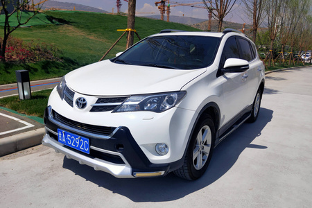 白银二手丰田RAV4荣放 2013款 2.5L 手自一体 精英版